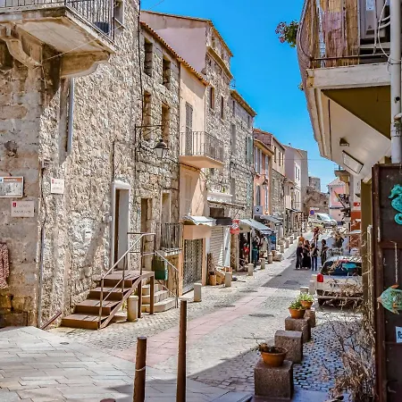 Chateau By Interhome *